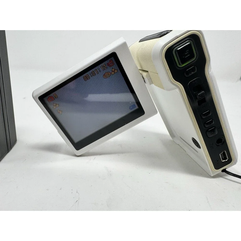Vivitar DVR545 HD High Definition Handheld Camcorder White